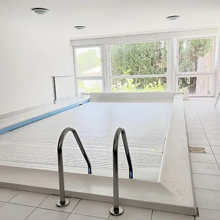 Apartmán Center With Swimming Pool And Sauna Siófok