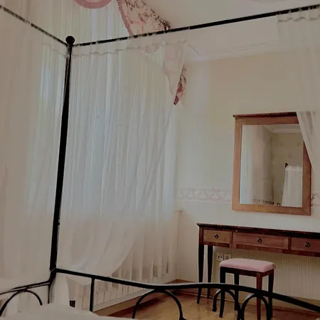 Center With Swimming Pool And Sauna Apartmán Siófok
